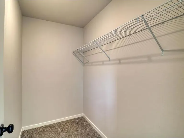 706 Prairiewind Ave — Photo 8