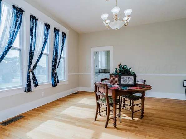 603 E 5th St, Hereford, TX 79045