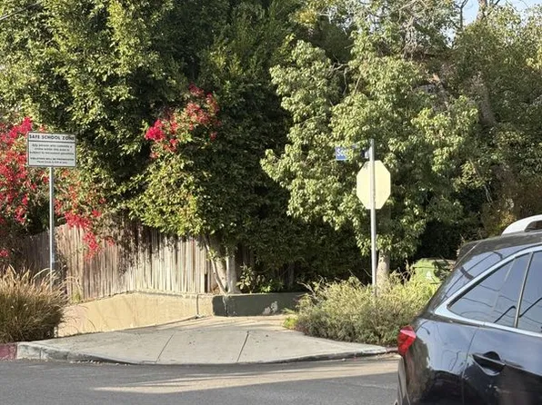 1451 Mohawk St, Los Angeles, CA 90026