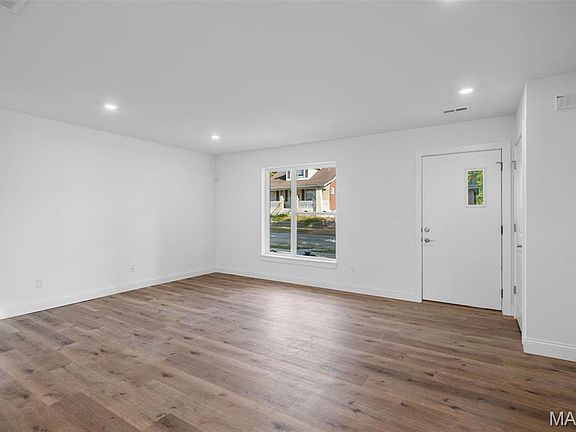 5th image of 6323 Alaska Ave