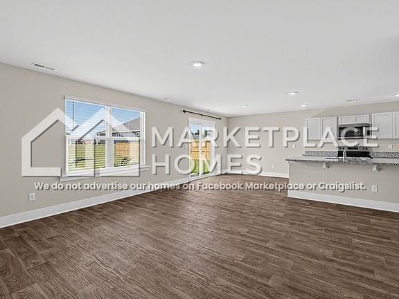 5th image of 476 Maystone Pl