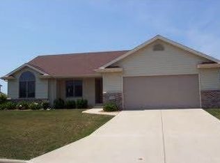 502 Ruxton Ridge Dr, Sun Prairie, WI 53590