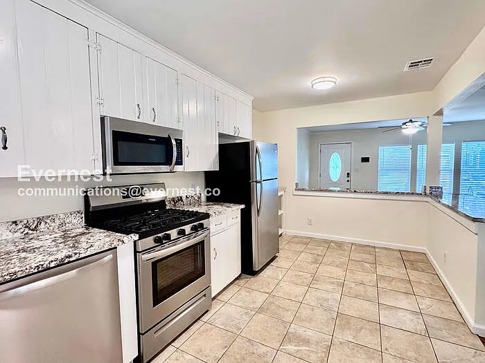 2535 S Pittsburg Ave — Photo 5