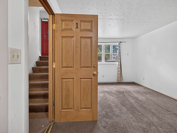 2nd image of 207 Park Ave APT 1