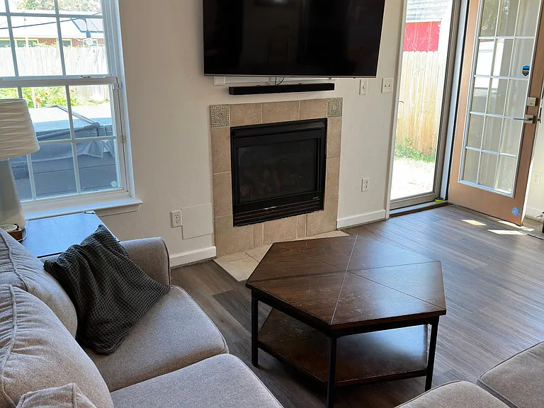 8133 Redmon Rd #B — Photo 6