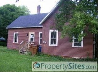 400 Pine St, Manasha, WI 54952