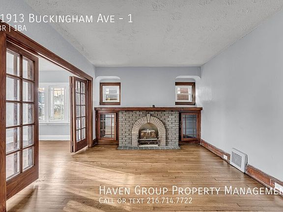 4th image of 11913 Buckingham Ave Unit 1