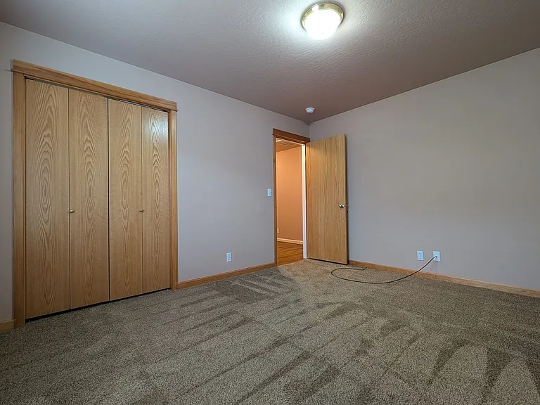 6566 Jules Pl — Photo 17