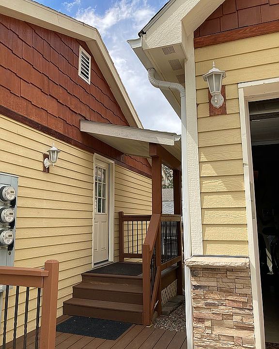 2nd image of 607 8th St