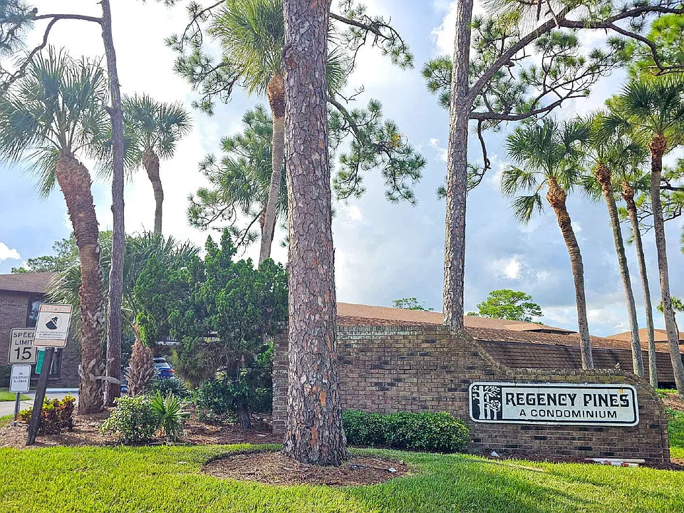 1515 Huntington Ln #627