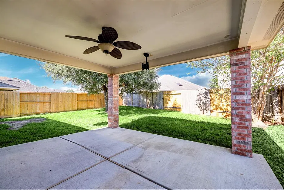 3119 Crossout Ct — Photo 3