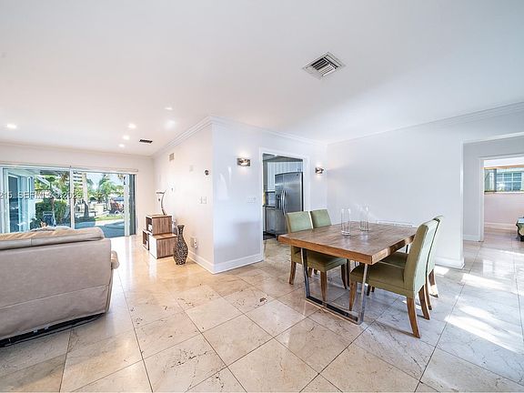 4th image of 13140 Coronado Dr