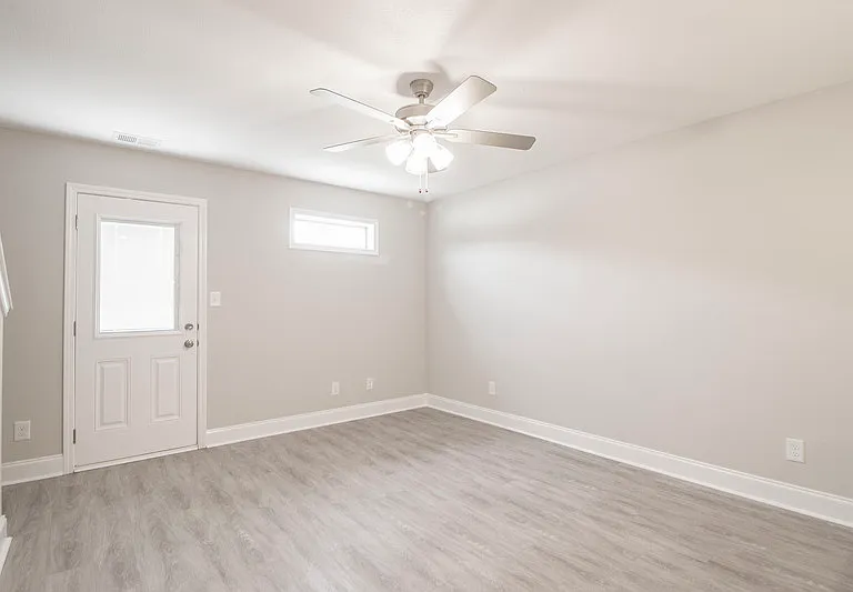 1000-601 Henry Place Blvd — Photo 11