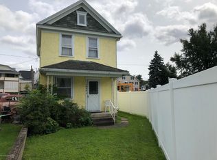 1054 Grant Ct, Dickson City, PA 18519