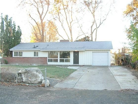 1st image of 6905 W Bonnie Ave