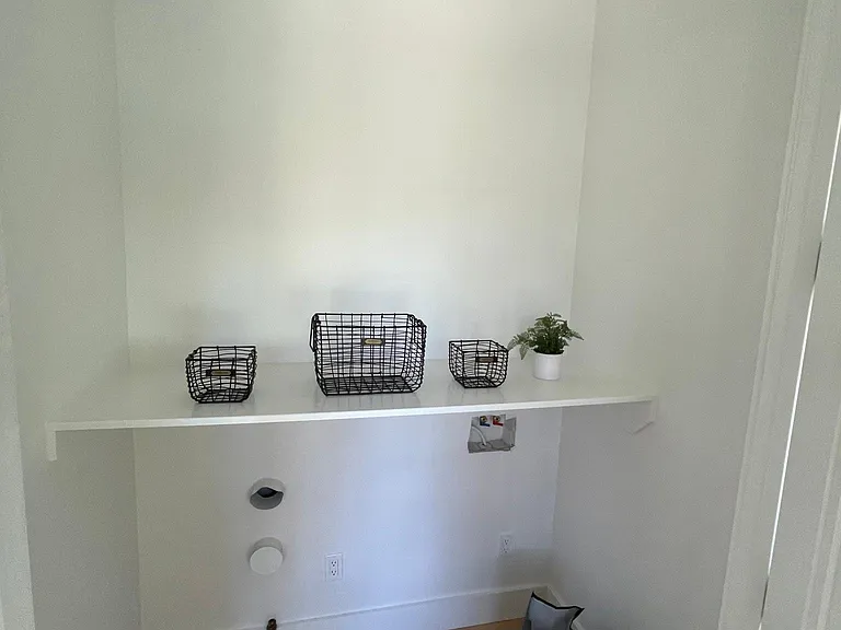 237 Boyden Ave — Photo 28