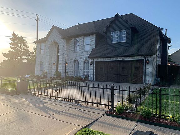 5th image of 1503 Creekview Dr