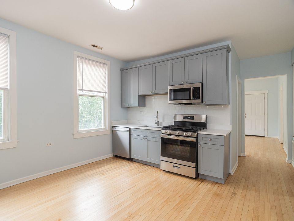 1st image of 3735 W Diversey Ave APT 3R
