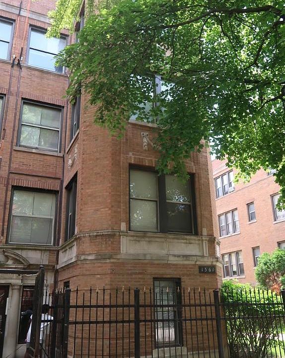 2nd image of 1361-73 W Estes Ave #1367-2M