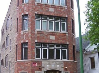 1143 E 81st Pl APT 3, Chicago, IL 60619