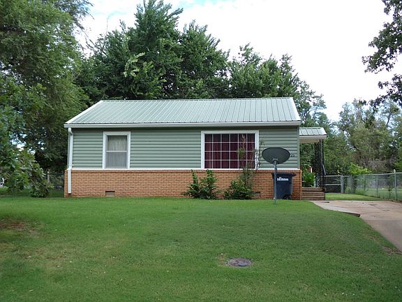 5th image of 725 E Ash Ave