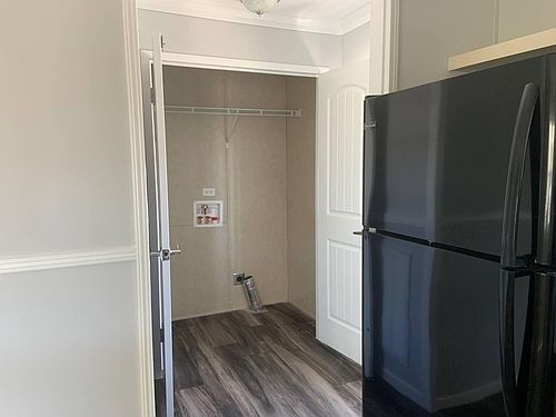 4th image of 128 Paradise Dr