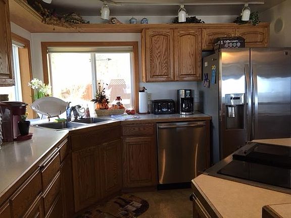 4th image of 11773 NE Avery St