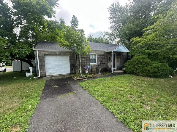 125 Snowhill St, Spotswood, NJ 08884