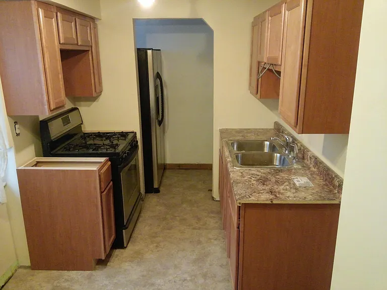 9021 S Justine St — Photo 6