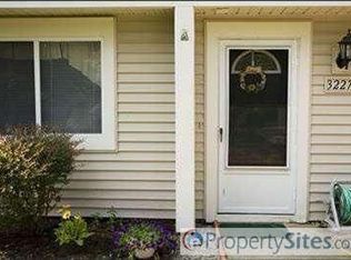 3227 Bay Landing Dr #29, Westlake, OH 44145
