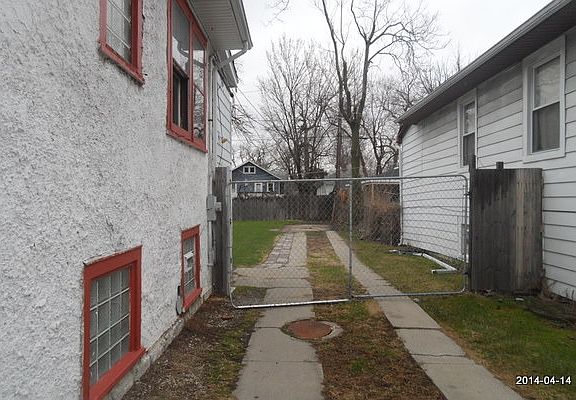 3rd image of 317 S 9th Ave