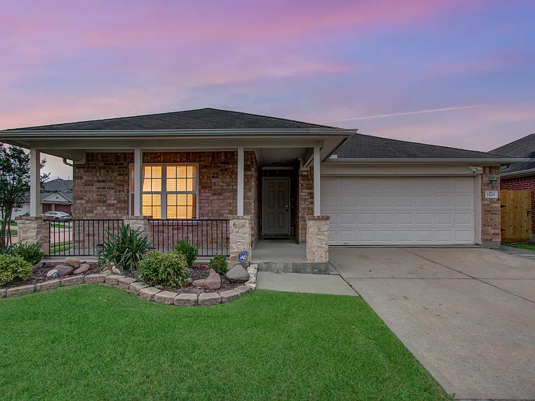 7207 Crescent Mills Dr — Photo 40