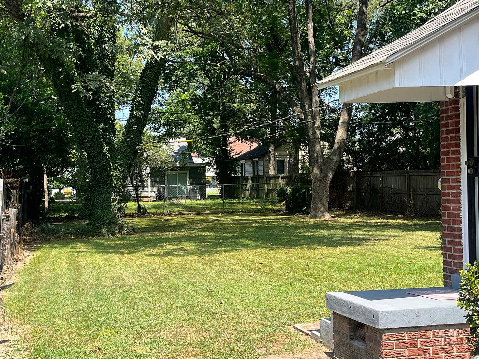 2 bed, 828 sqft, $1,100 — Photo 1