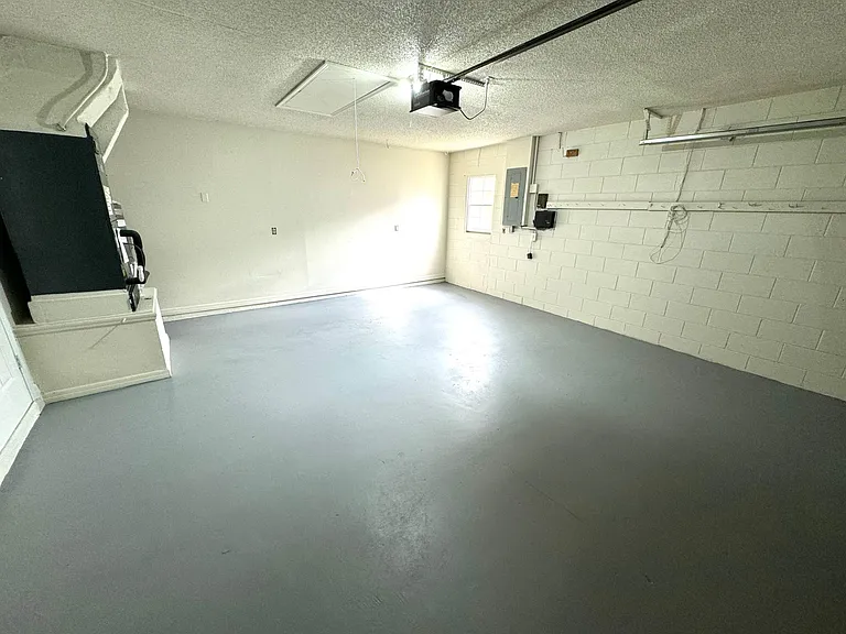 6553 Hidden Beach Cir — Photo 27