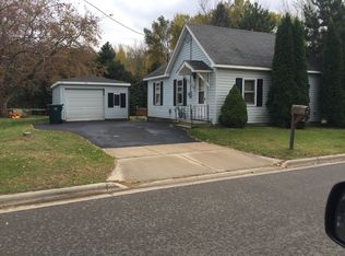 1300 Melody Dr, Green Bay, WI 54303