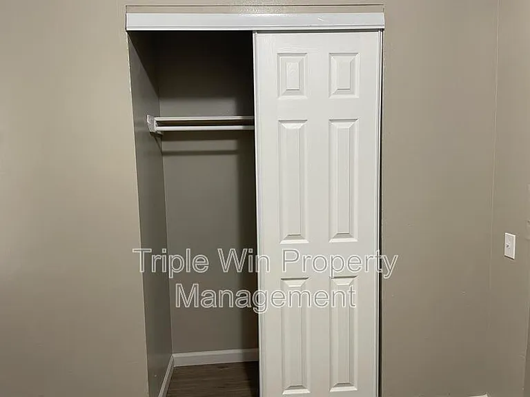 1725 Orletto Way — Photo 27