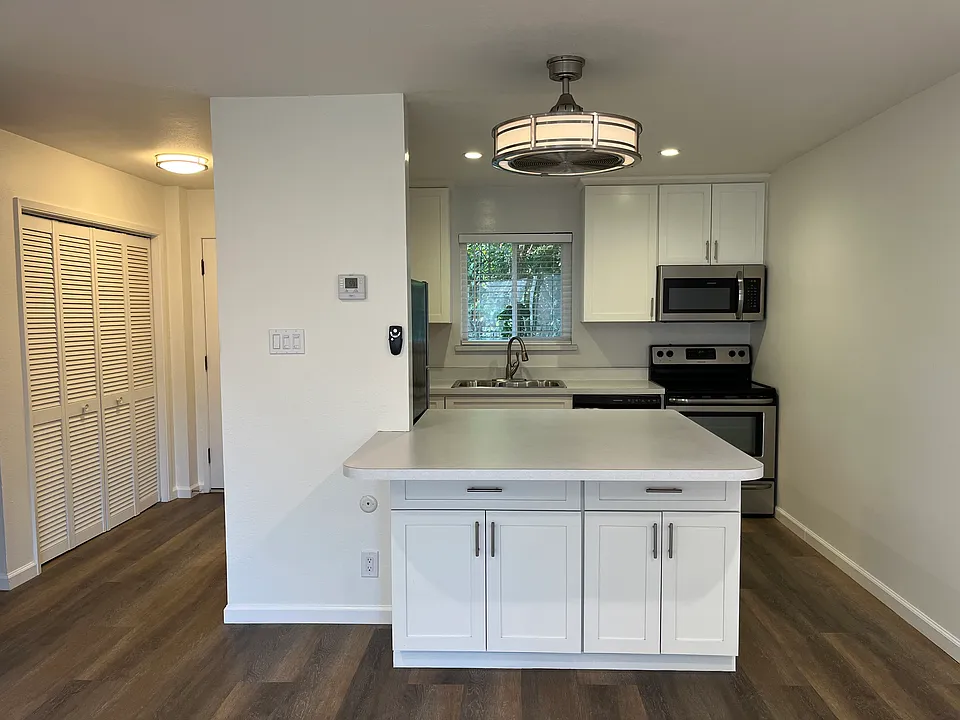 Kitchen Island