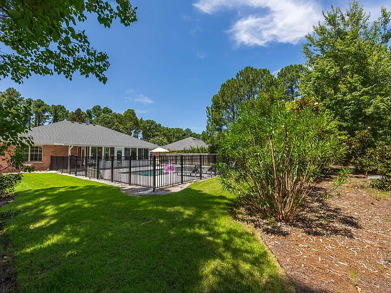 130 W Shipwreck Rd — Photo 41
