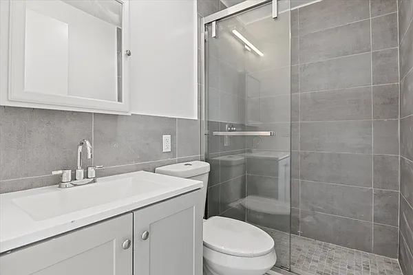 Rented by Compass | media 11