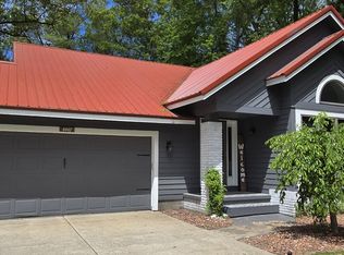 4447 Deer Creek Dr, Muskegon, MI 49441