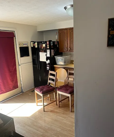 1422 Tarragon Ct — Photo 3