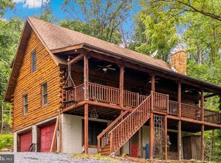 385 Featherbed Ln, Hedgesville, WV