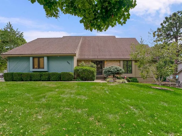3001 W 121st Ter, Leawood, KS 66209