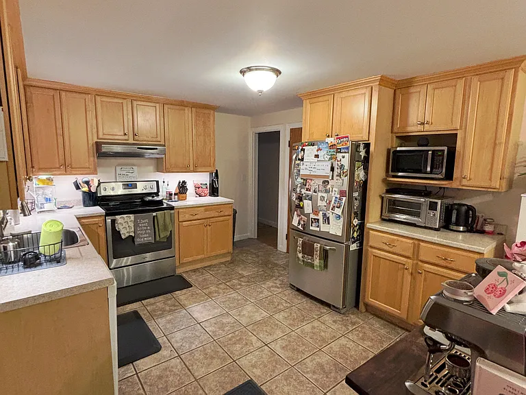 29 Alden Cir — Photo 3