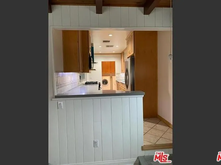 6838 Bertrand Ave — Photo 10