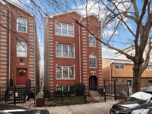 1531 W Walton St APT 1, Chicago, IL 60642