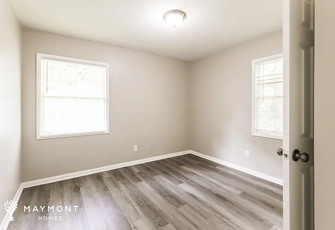 5365 Denny Dr — Photo 9