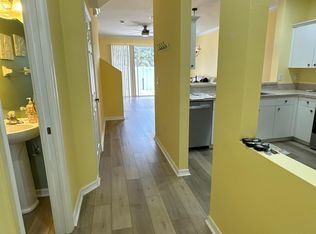 3635 Pine Oak Cir APT 107, Fort Myers, FL 33916