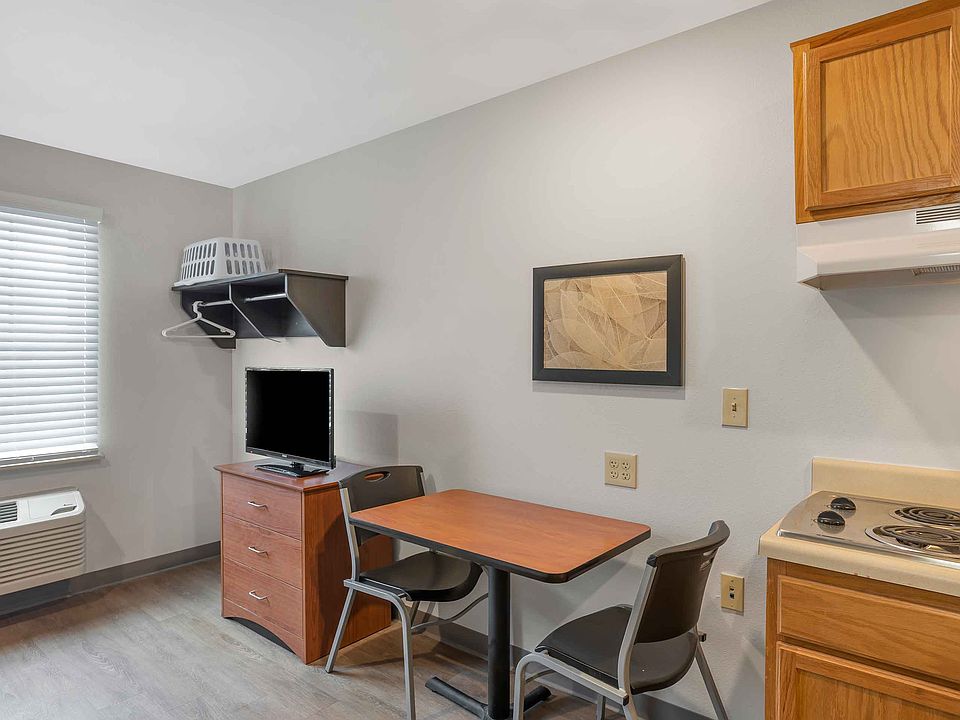 Studio Suite - 1 Full Bed