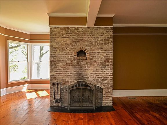 5th image of 1198 Flat St